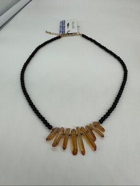 4/$50 SALE ❤️ Quartz & Glass Bead Necklace